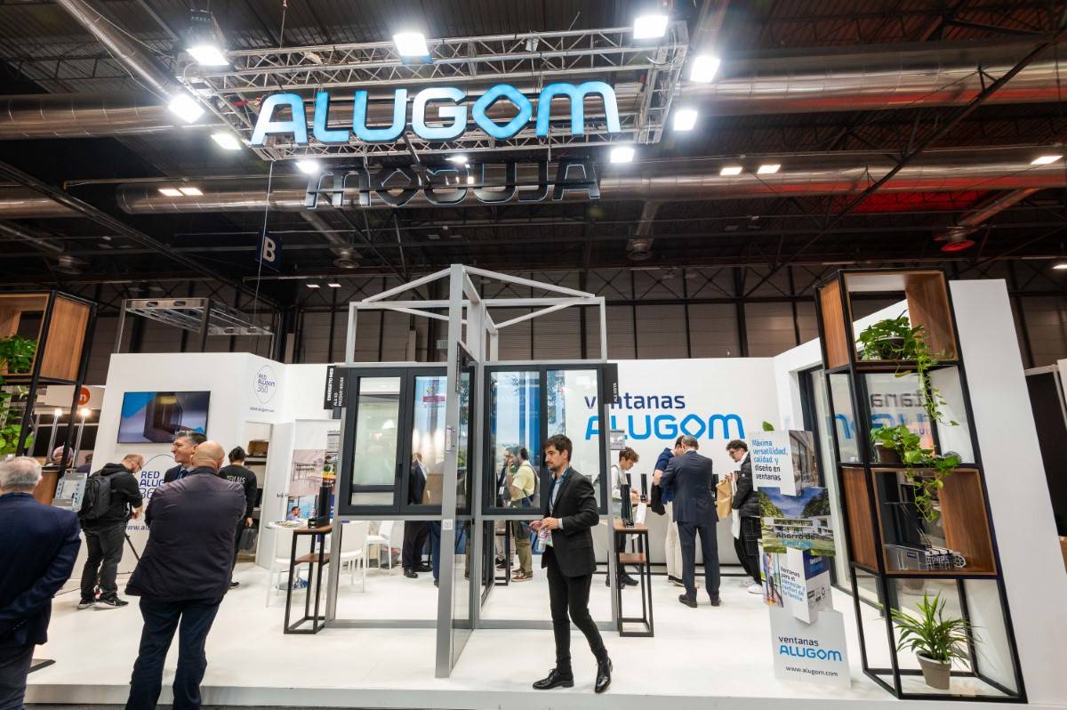 Stand de ALUGOM en REBUILD